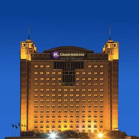 Grand Mercure Hotel Hualing Urumqi Exterior photo