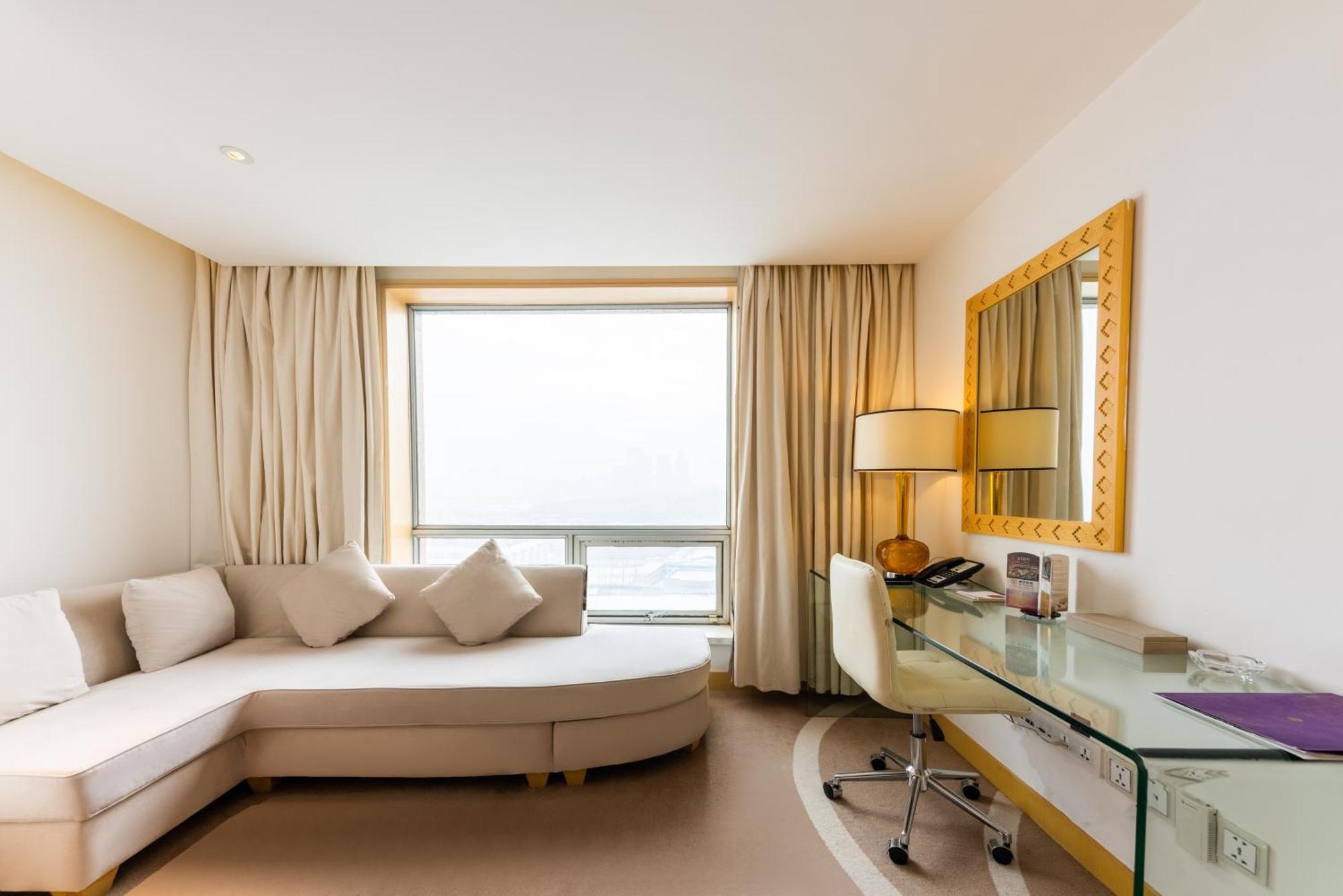 Grand Mercure Hotel Hualing Urumqi Exterior photo